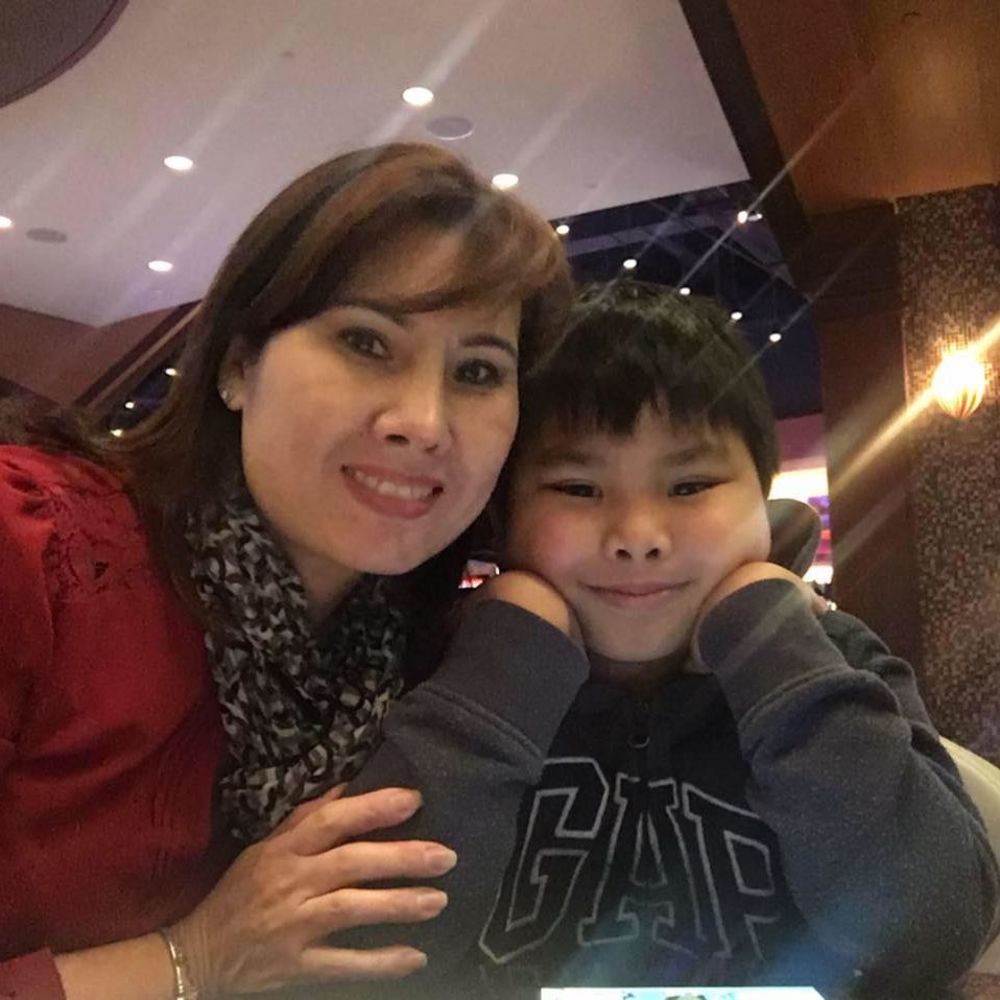 Meet your Posher, Sandy